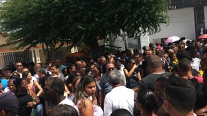 Emoção e tristeza marcam sepultamento do ex-vereador Lailson Cunha